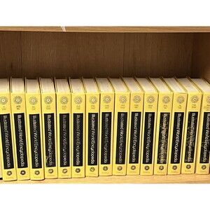 Illustrated World Encyclopedia Set Complete 15 Volumes 1972